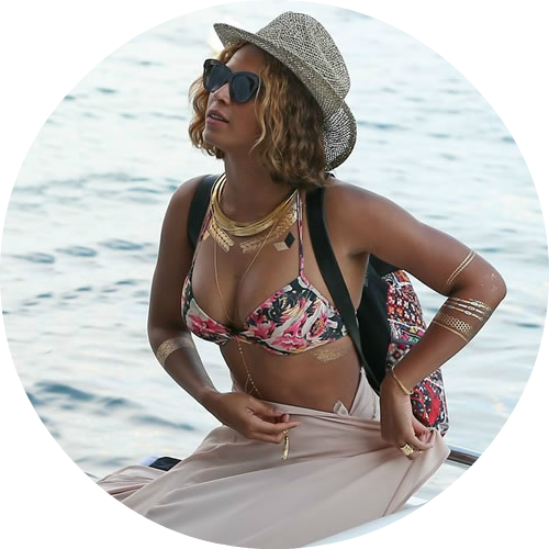 Beyonce in Portofino Italy