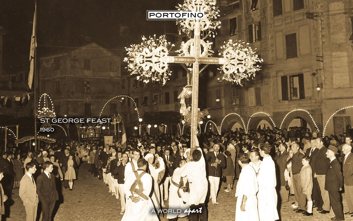 La processione in onore di San Giorgio, patrono di Portofino